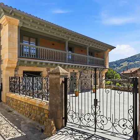 Casa Adelaida Cabuérniga